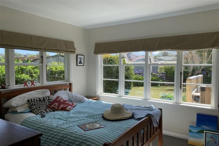 Photo of property in 29 Palmer Crescent, Silverstream, Upper Hutt, 5019