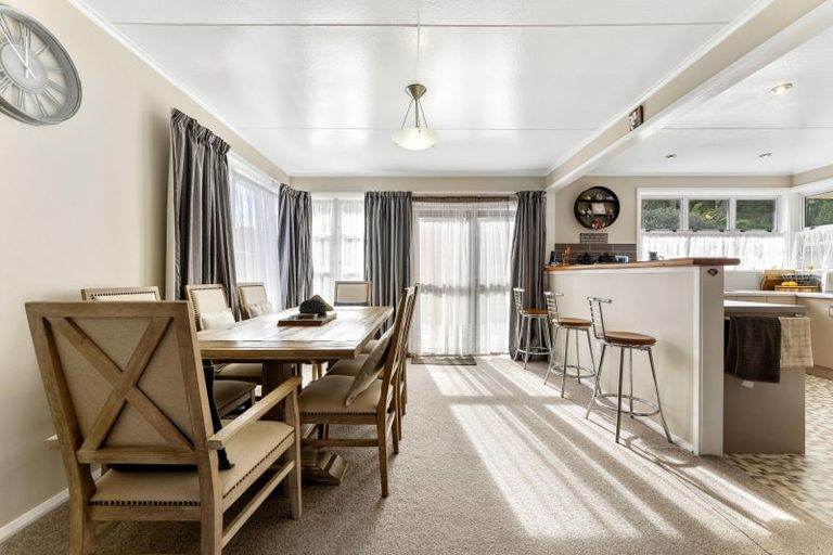 Photo of property in 8 Hulke Street, Foxton, 4814