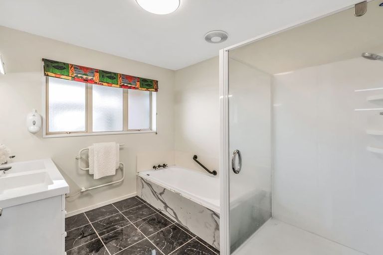 Photo of property in 3 Othello Drive, Rolleston, 7614