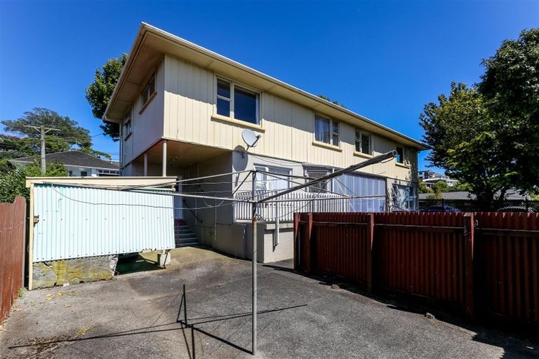 Photo of property in 220 Powderham Street, New Plymouth, 4310