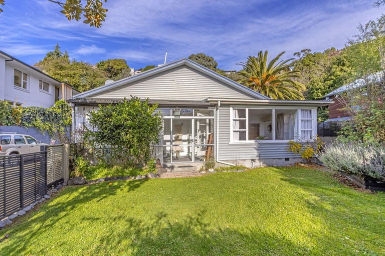 Photo of property in 1/50 Rossmore Terrace, Cashmere, Christchurch, 8022
