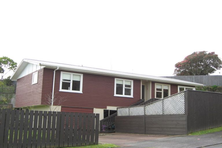 Photo of property in 8 Nash Street, Marfell, New Plymouth, 4310