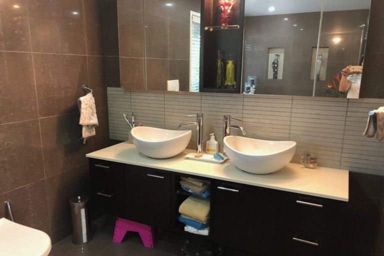 Photo of property in 2/21 Park Avenue, Takapuna, Auckland, 0622