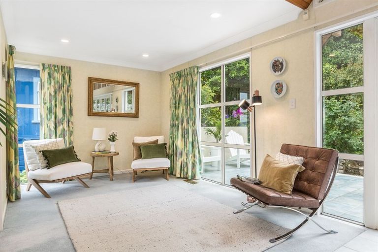 Photo of property in 13 Moana Road, Plimmerton, Porirua, 5026