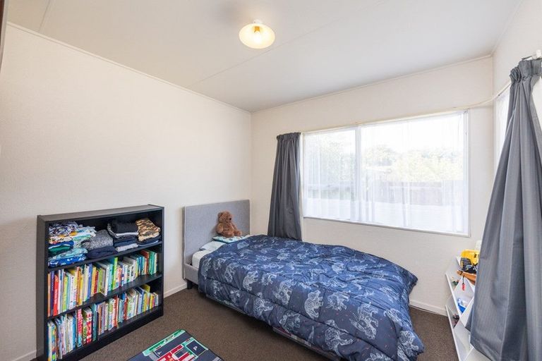 Photo of property in 6a Purdie Place, Milson, Palmerston North, 4414