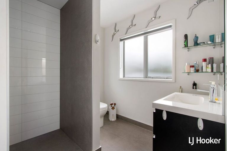 Photo of property in 2 Anatere Rise, Athenree, Katikati, 3177