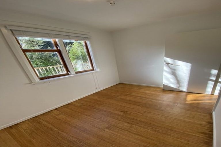 Photo of property in 45a Randwick Road, Northland, Wellington, 6012