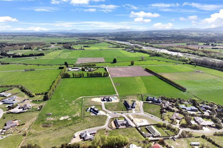 Photo of property in 82 Queens Avenue, Waikuku Beach, 7402