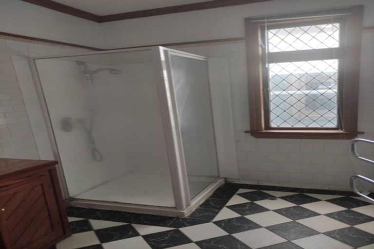 Photo of property in 5 Hanson Street, Mount Cook, Wellington, 6021