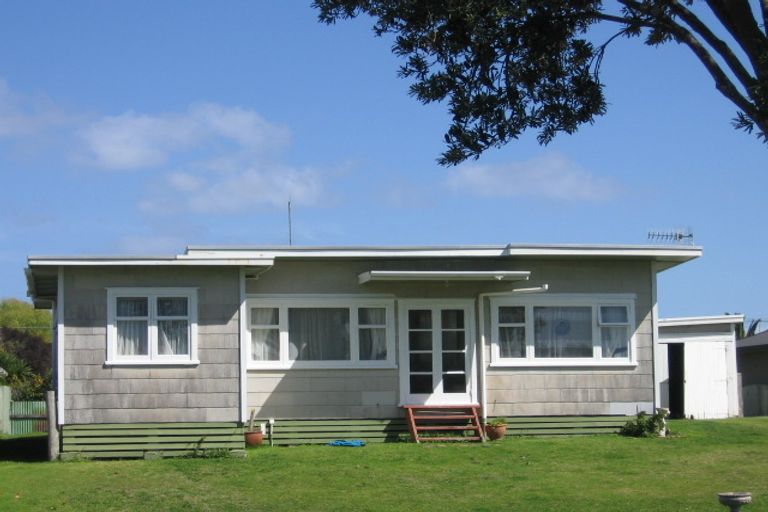 Photo of property in 25 Seaspray Drive, Mount Maunganui, 3116