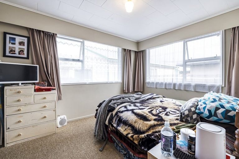 Photo of property in 137a Ngamotu Road, Spotswood, New Plymouth, 4310