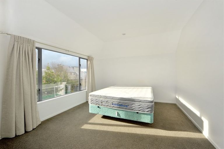 Photo of property in 2/90 Picton Avenue, Riccarton, Christchurch, 8011