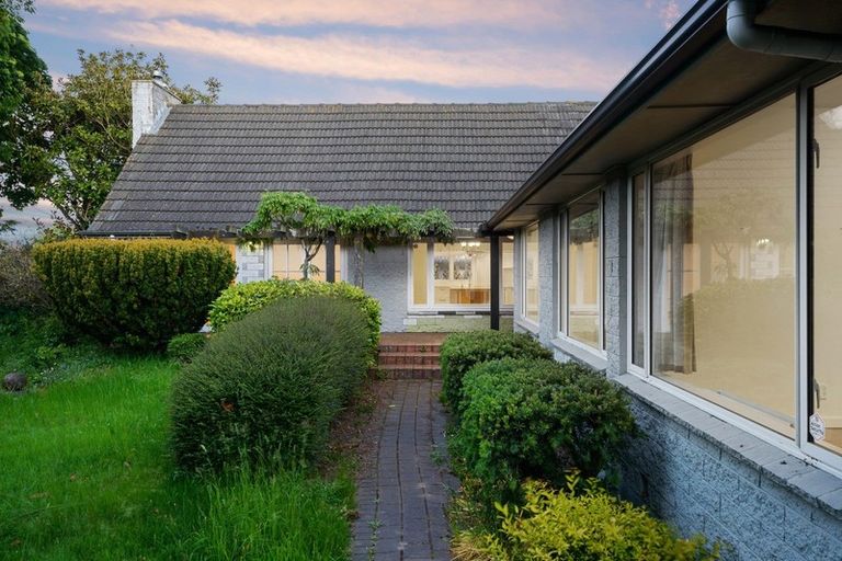 Photo of property in 218 Grahams Road, Burnside, Christchurch, 8053