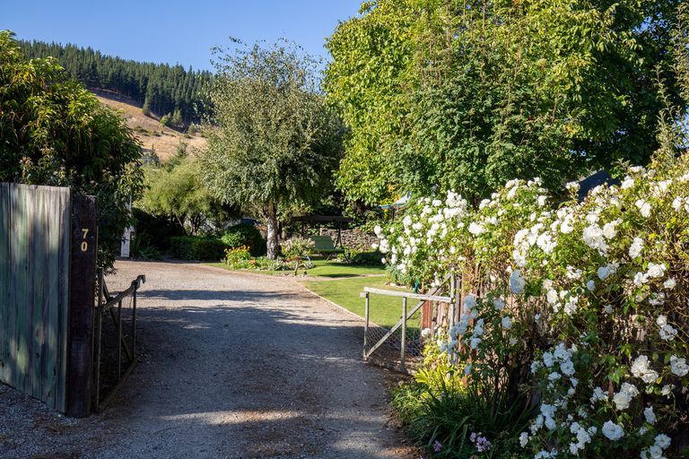 Photo of property in 72 Sunderland Street, Clyde, 9330