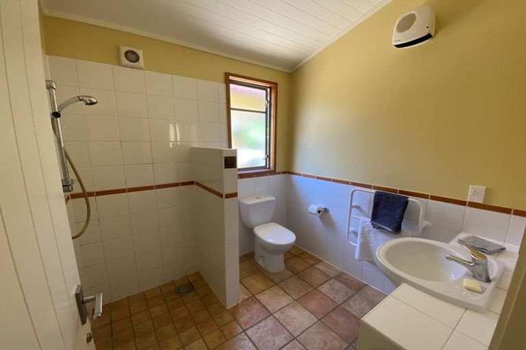 Photo of property in 44 Nyhane Drive, Ligar Bay, Takaka, 7183