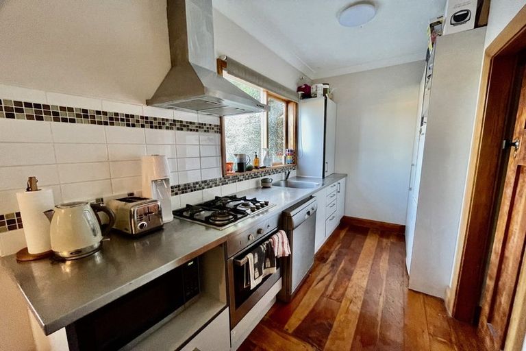 Photo of property in 73 Majoribanks Street, Mount Victoria, Wellington, 6011