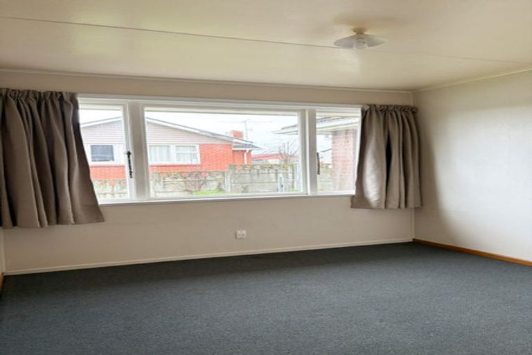 Photo of property in 21 Charlton Road, Gore, 9710