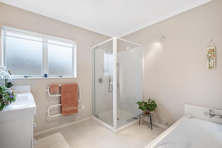 Photo of property in 12 Kingsley Street, Leamington, Cambridge, 3432