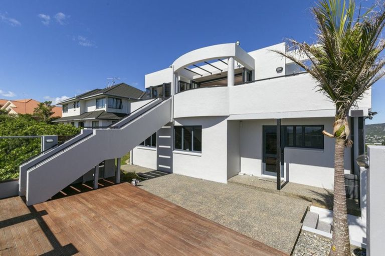 Photo of property in 20 Imran Terrace, Khandallah, Wellington, 6035