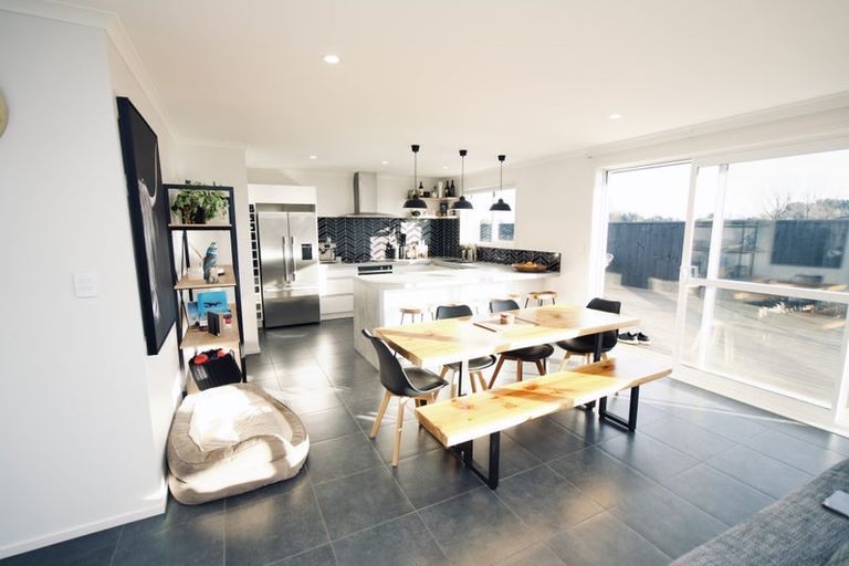 Photo of property in 27 George Street, Bulls, 4818