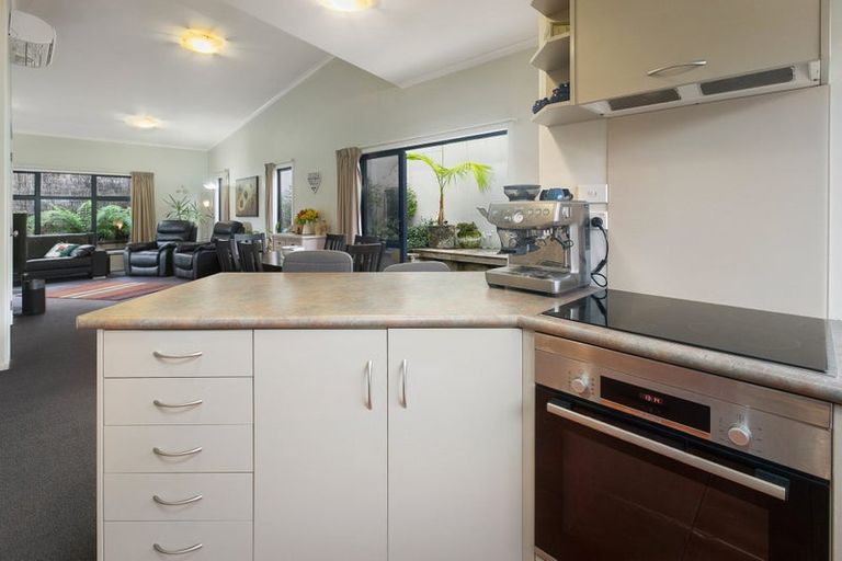 Photo of property in 13a Hillview Road, Waihi Beach, 3611