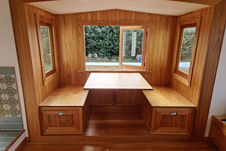 Photo of property in 10 Macrocarpa Lane, Carterton, 5713