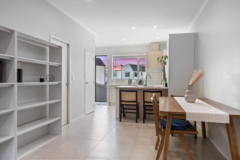 Photo of property in 75 Roundel Crescent, Whenuapai, Auckland, 0618