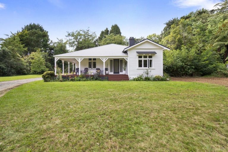 Photo of property in 1 Takapari Road, Pohangina, Ashhurst, 4884