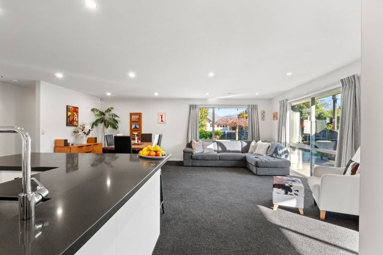 Photo of property in 38 Erskine Street, Lake Hayes, Queenstown, 9304