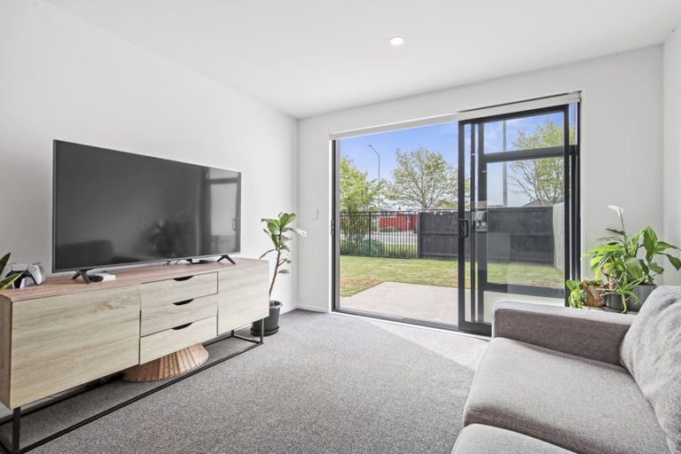 Photo of property in 113 Manakura Street, Russley, Christchurch, 8042