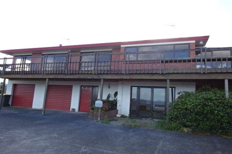 Photo of property in 886 Whangaparaoa Road, Manly, Whangaparaoa, 0930