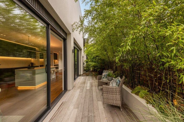 Photo of property in 16b Daresbury Lane, Fendalton, Christchurch, 8014