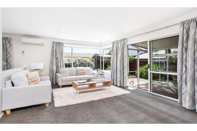 Photo of property in 2/546 Cranford Street, Papanui, Christchurch, 8052