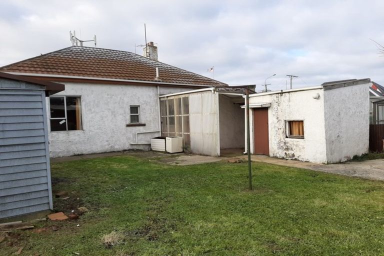 Photo of property in 17 Burns Street, South Dunedin, Dunedin, 9012