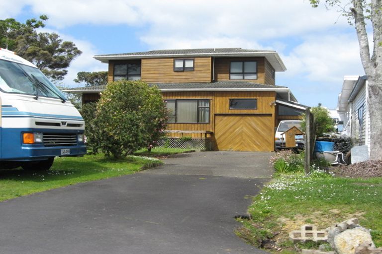 Photo of property in 93 Ferry Parade, Herald Island, Auckland, 0618