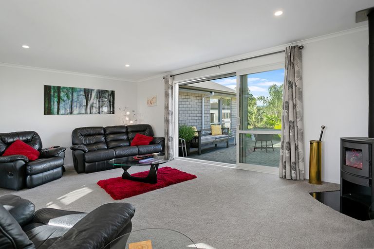 Photo of property in 16 O'sullivan Drive, Matamata, 3400
