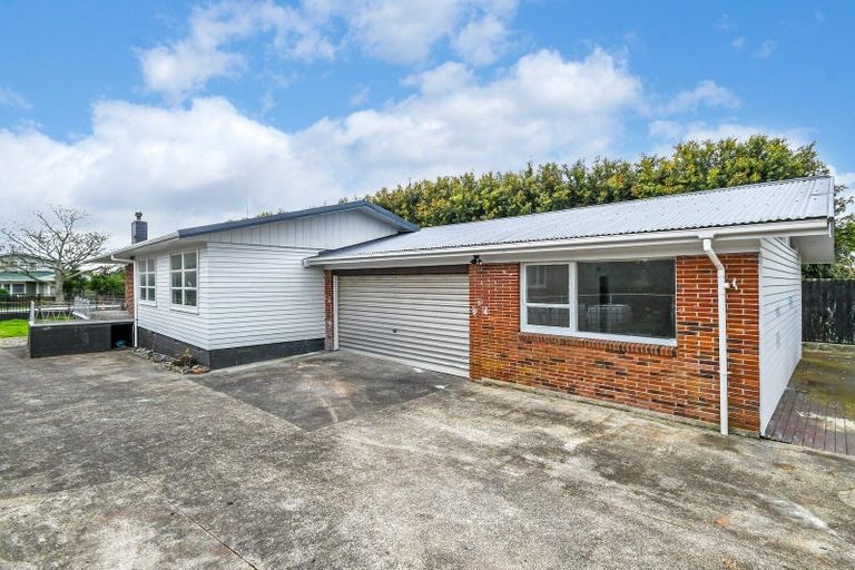 Photo of property in 10 Mckean Avenue, Manurewa, Auckland, 2102