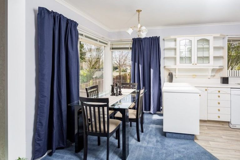 Photo of property in 60 Denise Crescent, Hornby, Christchurch, 8042