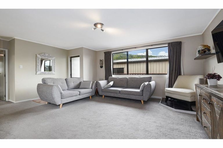 Photo of property in 12b Ross Road, Western Heights, Rotorua, 3015