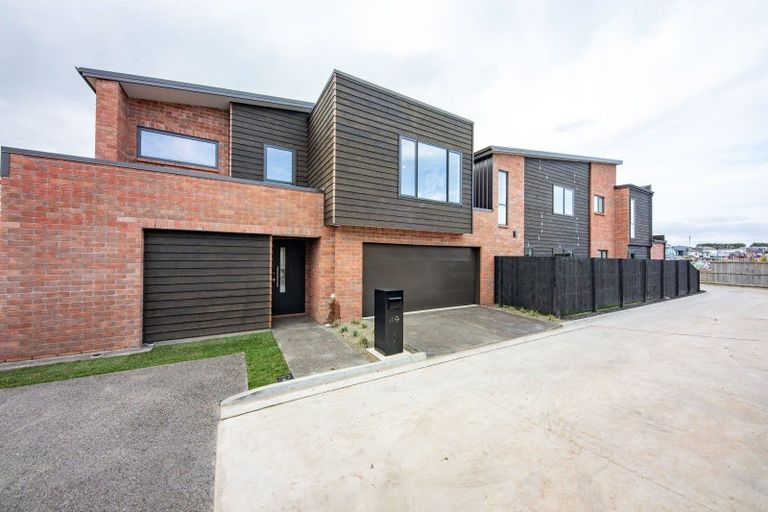 Photo of property in 47 Maanihi Drive, Rototuna North, 3210