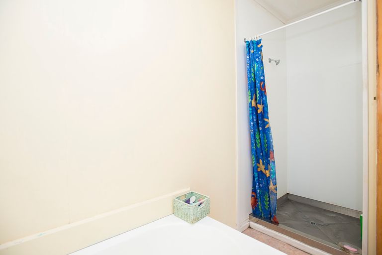 Photo of property in 208 Rutene Road, Kaiti, Gisborne, 4010