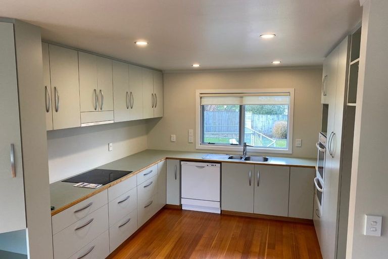 Photo of property in 17 Valentine Road, Bridge Pa, Hastings, 4175