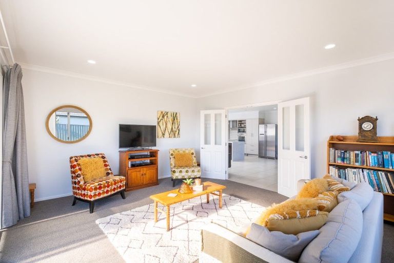 Photo of property in 79 Russell Robertson Drive, Havelock North, 4130