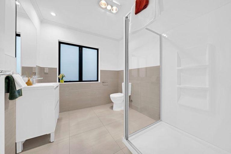 Photo of property in 74 Whenuapai Drive, Whenuapai, Auckland, 0618