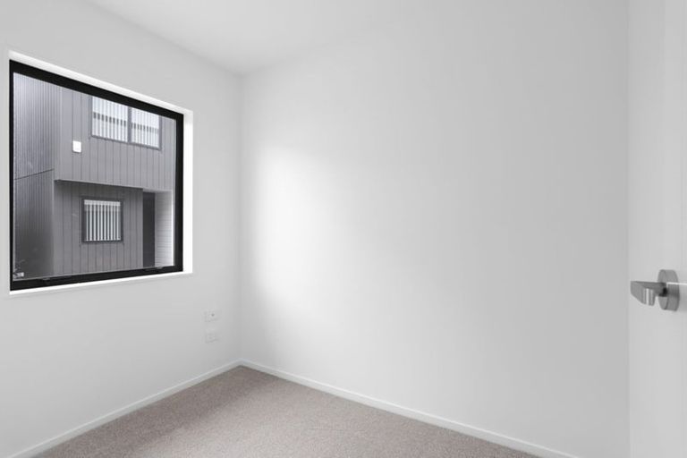 Photo of property in 137 Pooks Road, Ranui, Auckland, 0612