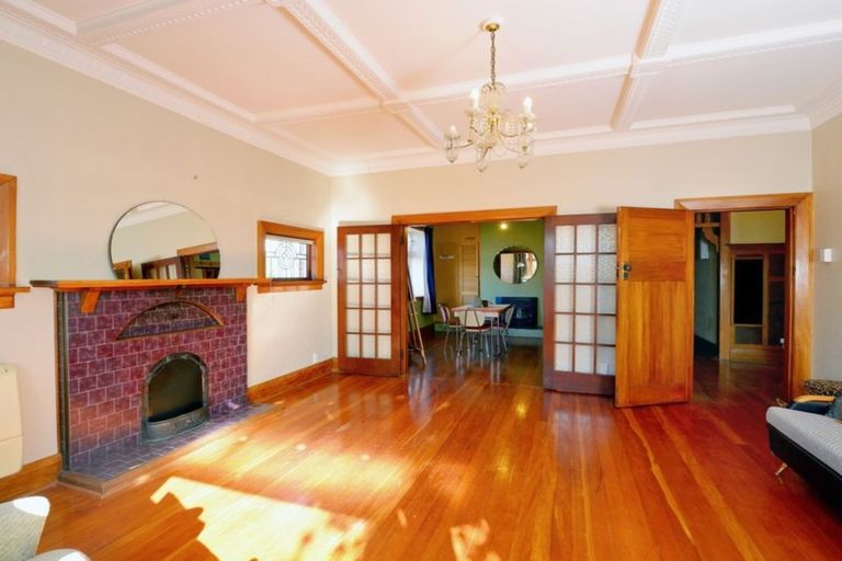 Photo of property in 59 Beach Street, Saint Clair, Dunedin, 9012