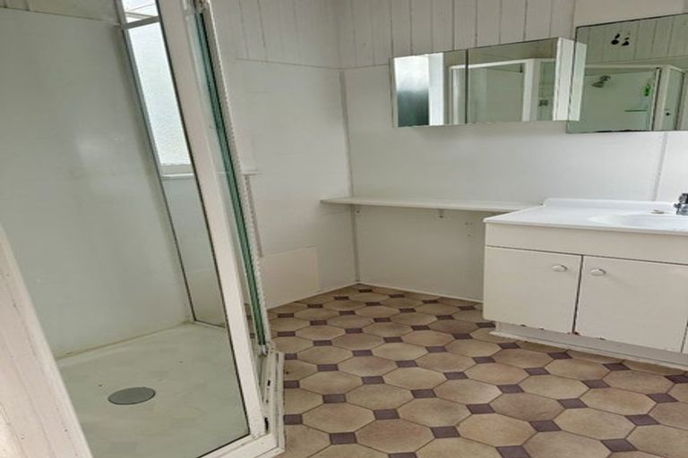 Photo of property in 32 Cloverlea Road, Westbrook, Palmerston North, 4475