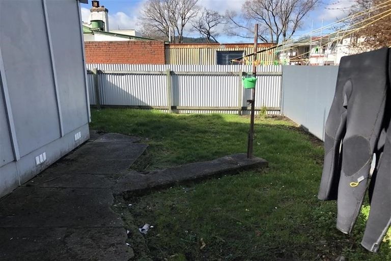 Photo of property in 27 Dundas Street, North Dunedin, Dunedin, 9016