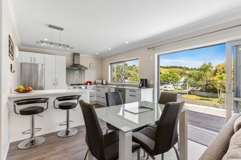 Photo of property in 123 Durrant Drive, Whangamata, 3620