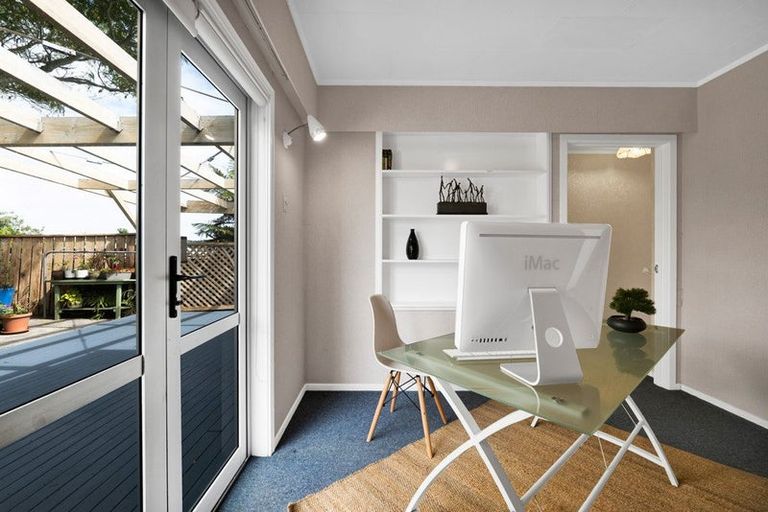 Photo of property in 102a Frankley Road, Frankleigh Park, New Plymouth, 4310